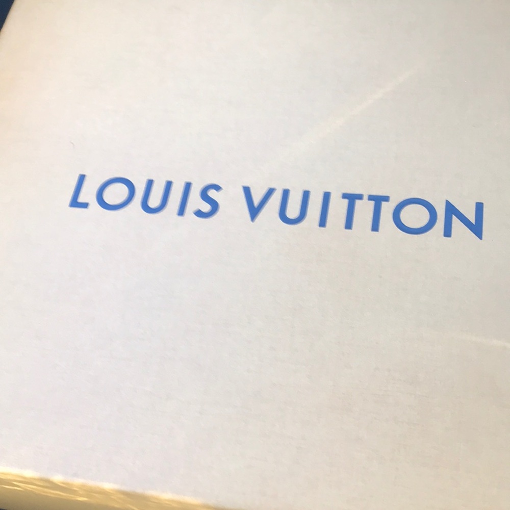 Fast lane Louis Vuitton all white!!